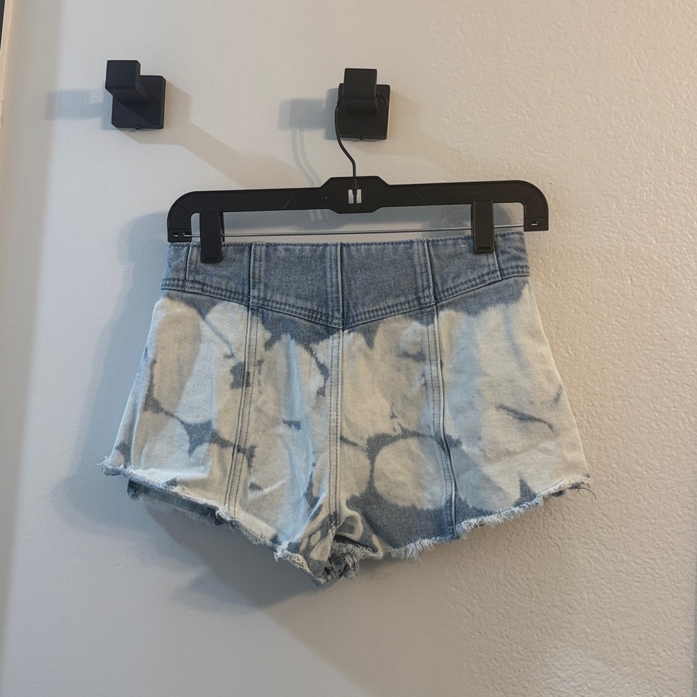 Shyanne Blue and White Tie-Dye Jean Shorts - Picture 3 of 4